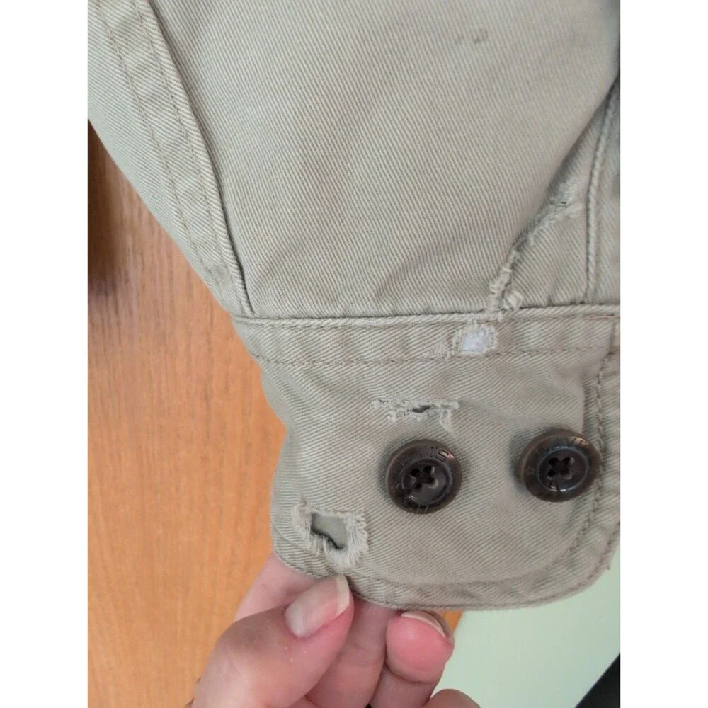 Vtg Levis Quilted Sherpa Jacket Shirt Shacket Beige/Tan Distressed Button Up Med